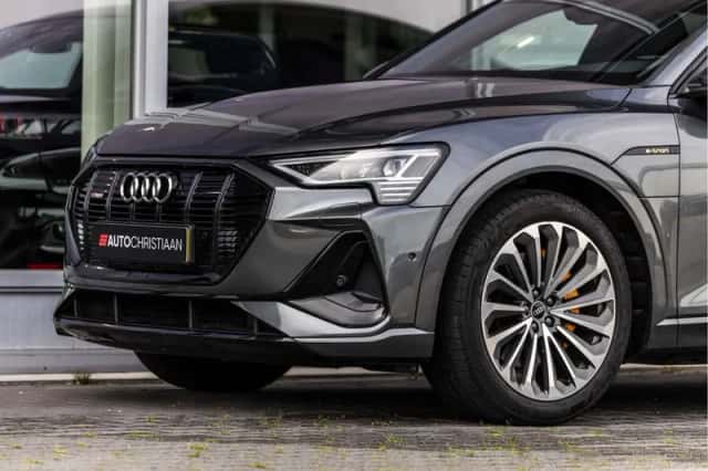 Audi e-tron (2020) thumbnail 16