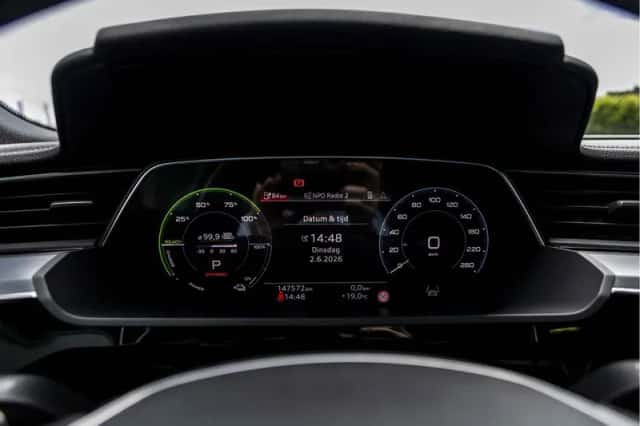 Audi e-tron (2020) thumbnail 53