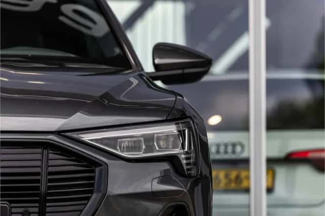 Audi e-tron (2020) thumbnail 63