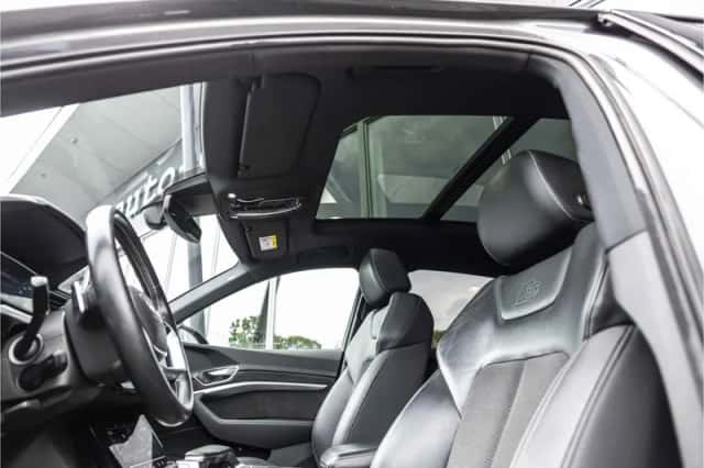 Audi e-tron (2020) thumbnail 65