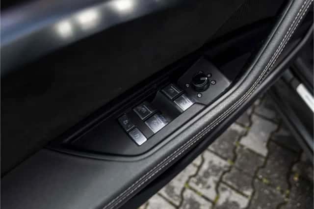 Audi e-tron (2020) thumbnail 67