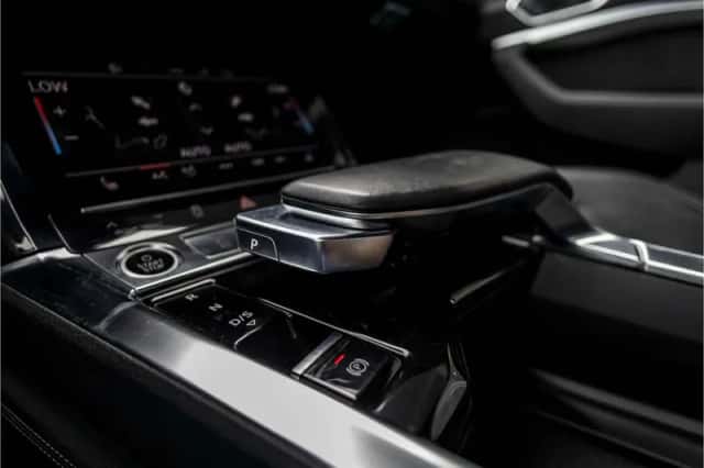 Audi e-tron (2020) thumbnail 68