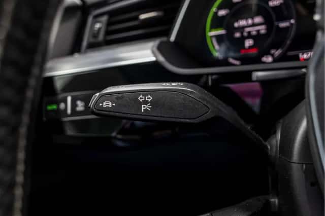 Audi e-tron (2020) thumbnail 83