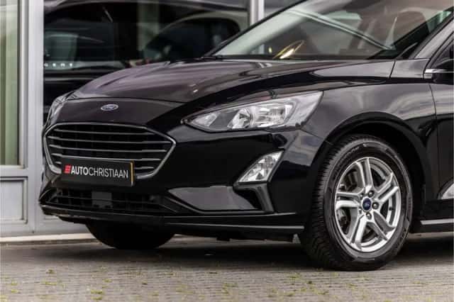 Ford Focus (2021) thumbnail 16