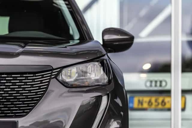 Peugeot 2008 (2021) thumbnail 19