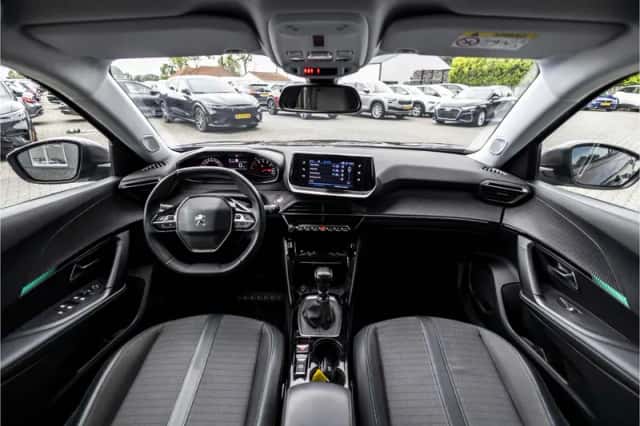 Peugeot 2008 (2021) thumbnail 46
