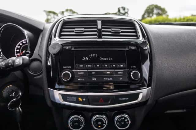 Mitsubishi ASX (2016) thumbnail 59