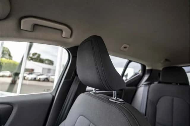 Volvo XC40 (2021) thumbnail 13