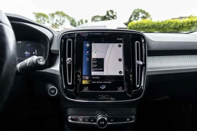 Volvo XC40 (2021) thumbnail 28