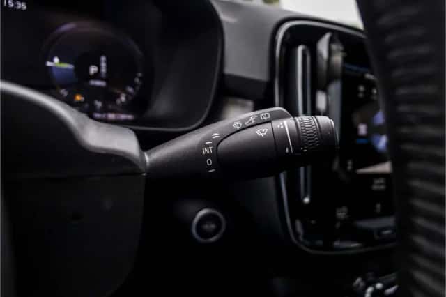 Volvo XC40 (2021) thumbnail 36