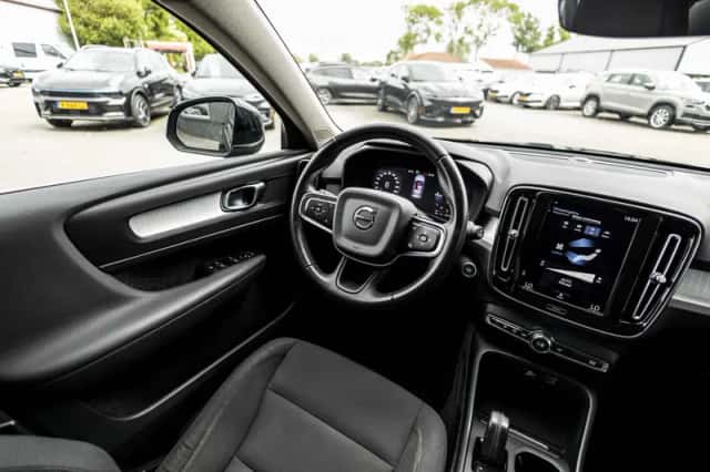 Volvo XC40 (2021) thumbnail 60