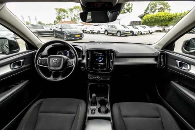 Volvo XC40 (2021) thumbnail 7