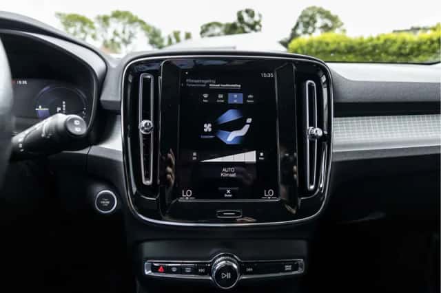Volvo XC40 (2021) thumbnail 65