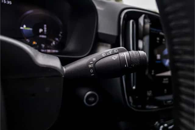 Volvo XC40 (2021) thumbnail 75