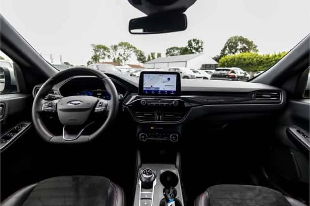 Ford Kuga (2022) thumbnail 20