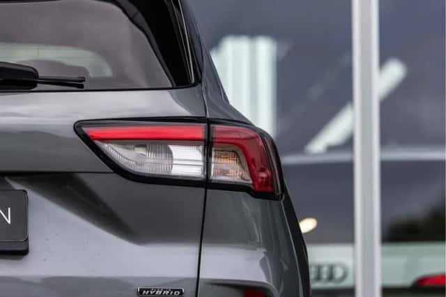 Ford Kuga (2022) thumbnail 36