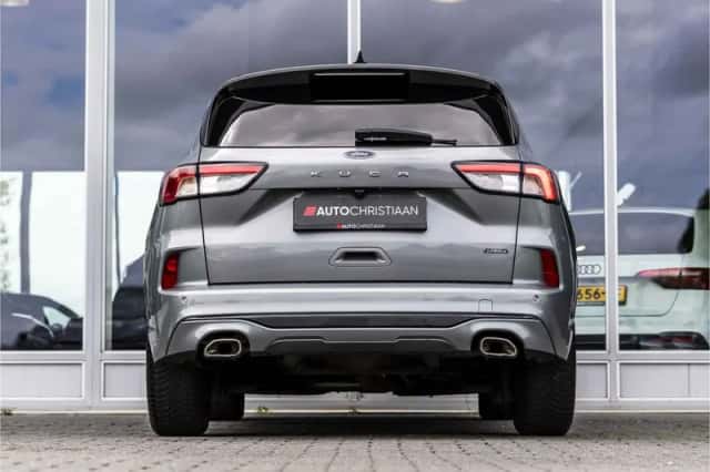Ford Kuga (2022) thumbnail 5