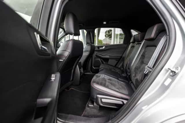 Ford Kuga (2022) thumbnail 46