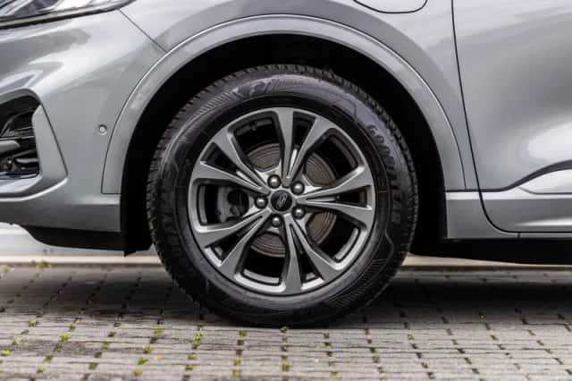 Ford Kuga (2022) thumbnail 54