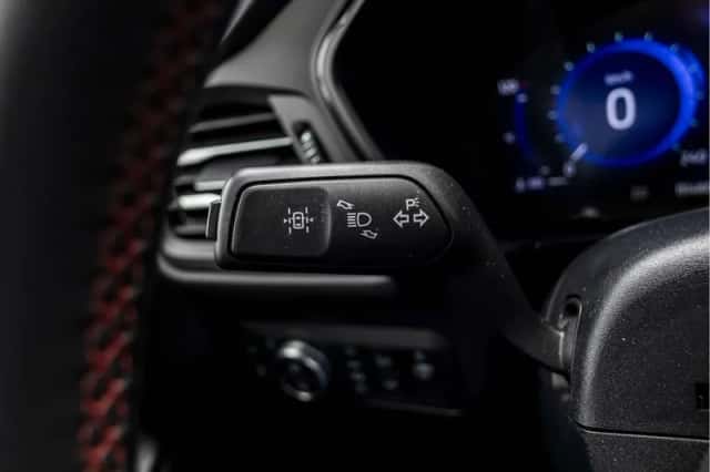 Ford Kuga (2022) thumbnail 64