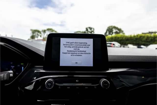 Ford Kuga (2022) thumbnail 67
