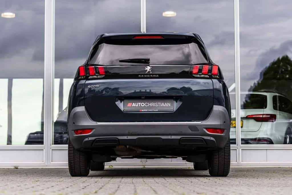 Peugeot 5008 (2018) — foto 1