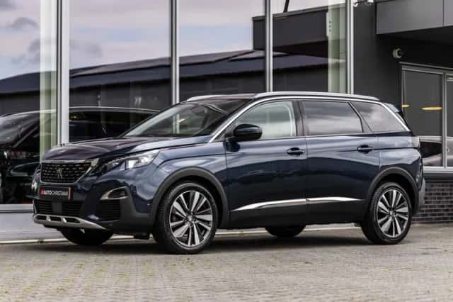 Peugeot 5008 (2018) thumbnail 11