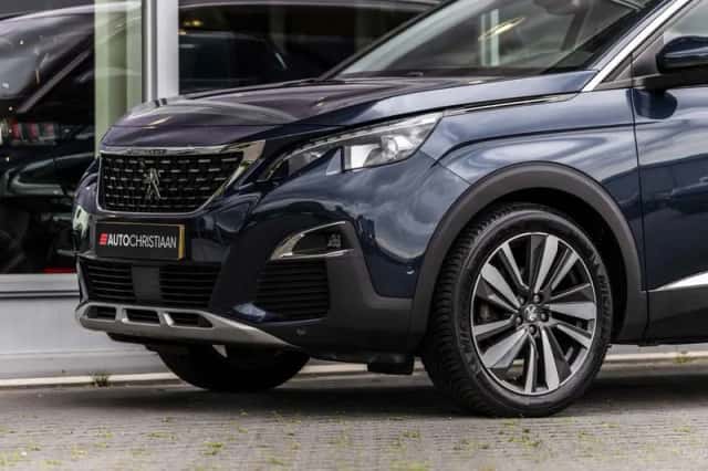 Peugeot 5008 (2018) thumbnail 13