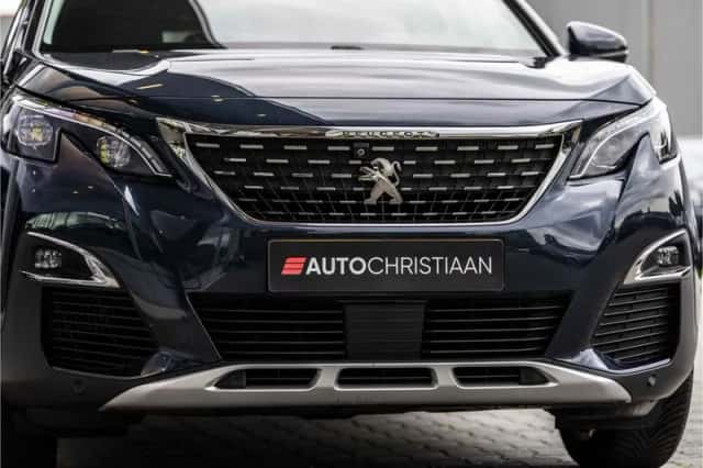 Peugeot 5008 (2018) thumbnail 15