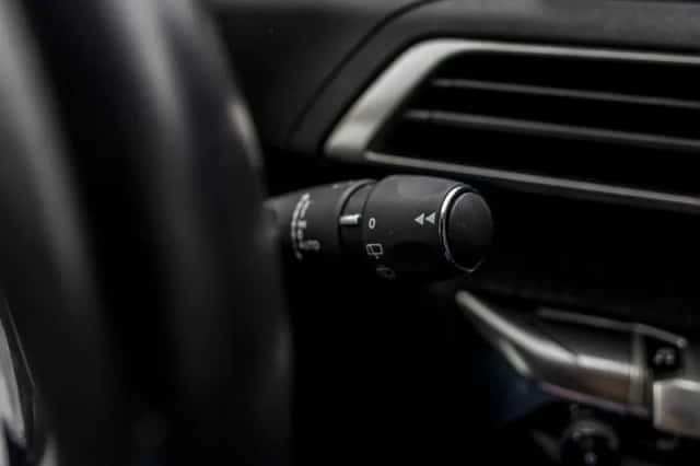 Peugeot 5008 (2018) thumbnail 34