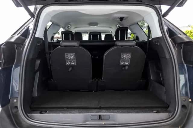 Peugeot 5008 (2018) thumbnail 38