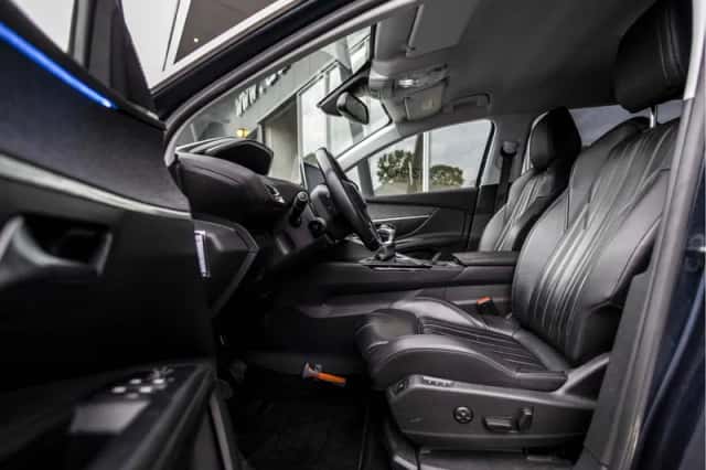 Peugeot 5008 (2018) thumbnail 48