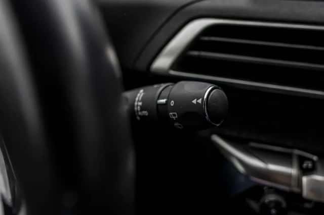 Peugeot 5008 (2018) thumbnail 76