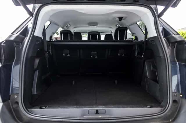 Peugeot 5008 (2018) thumbnail 79
