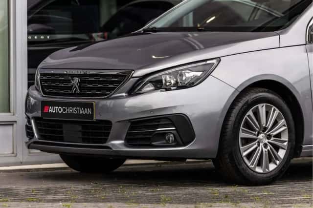 Peugeot 308 (2019) thumbnail 17