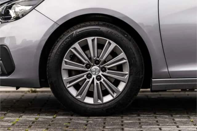 Peugeot 308 (2019) thumbnail 21