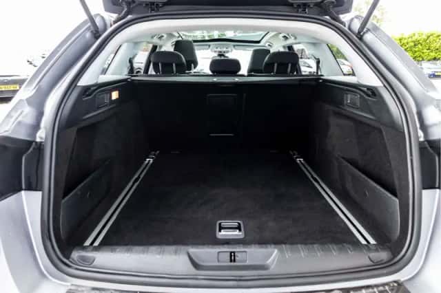 Peugeot 308 (2019) thumbnail 41