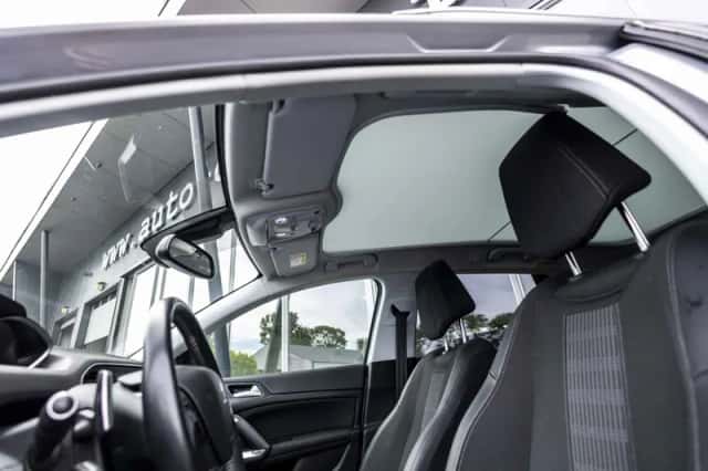 Peugeot 308 (2019) thumbnail 55