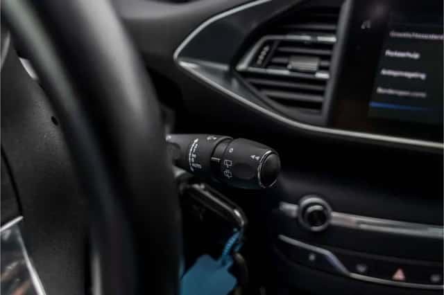 Peugeot 308 (2019) thumbnail 80
