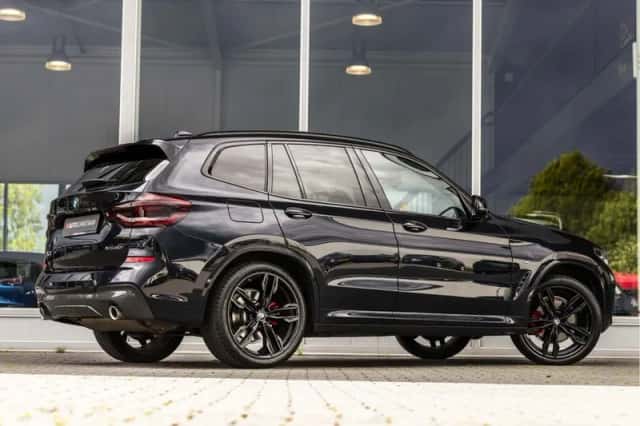 BMW X3 (2021) thumbnail 3