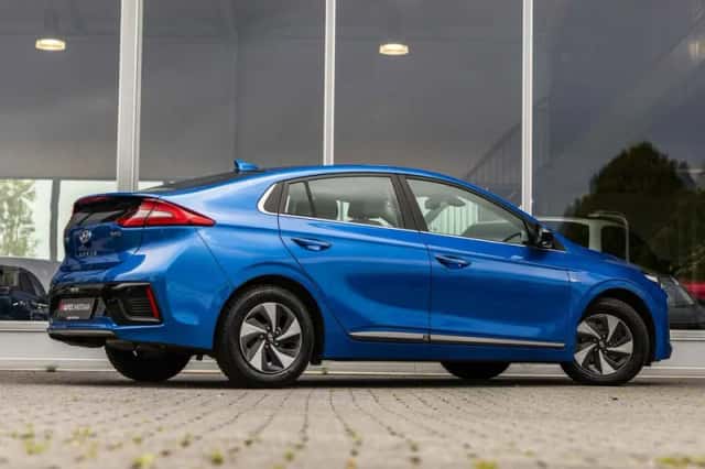 Hyundai Ioniq (2018) thumbnail 3