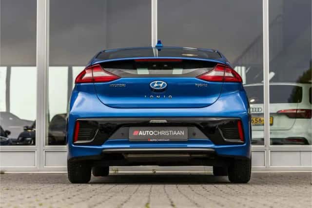 Hyundai Ioniq (2018) thumbnail 5