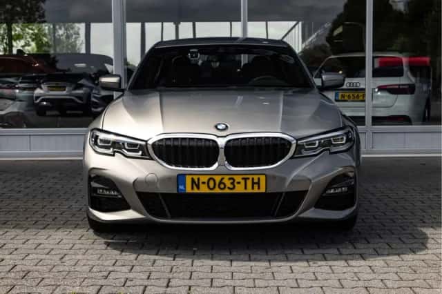 BMW 3-Serie (2021) thumbnail 4