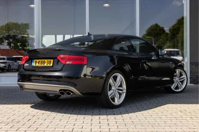 Audi A5 (2013) thumbnail 3