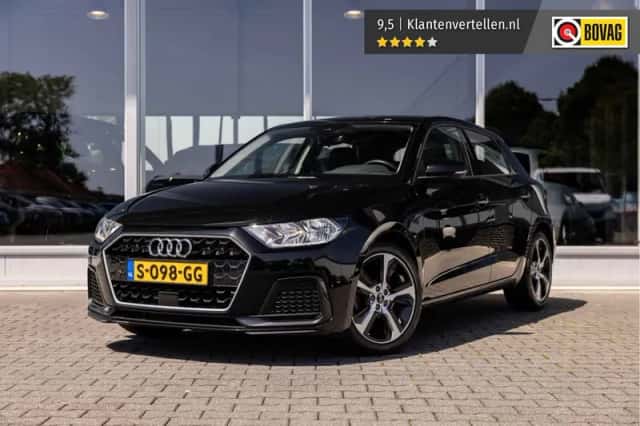 Audi A1 (2022) thumbnail 2