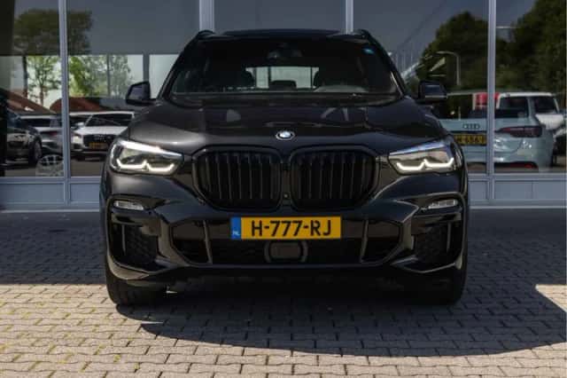 BMW X5 (2020) thumbnail 4