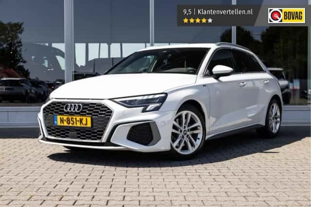 Audi A3 (2021) thumbnail 1