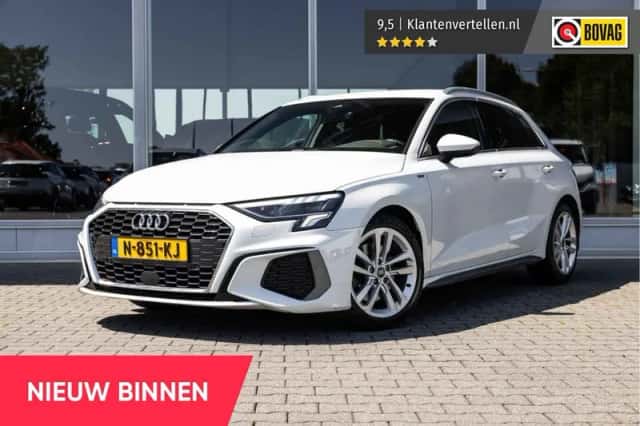 Audi A3 (2021) thumbnail 1