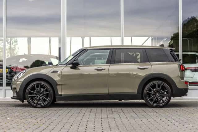 MINI Clubman (2019) thumbnail 6