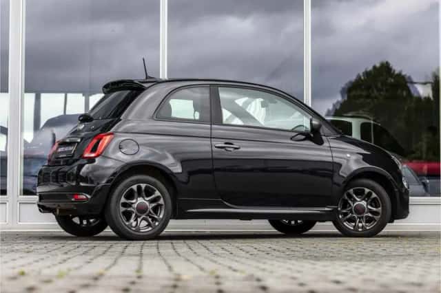 Fiat 500 (2019) thumbnail 3